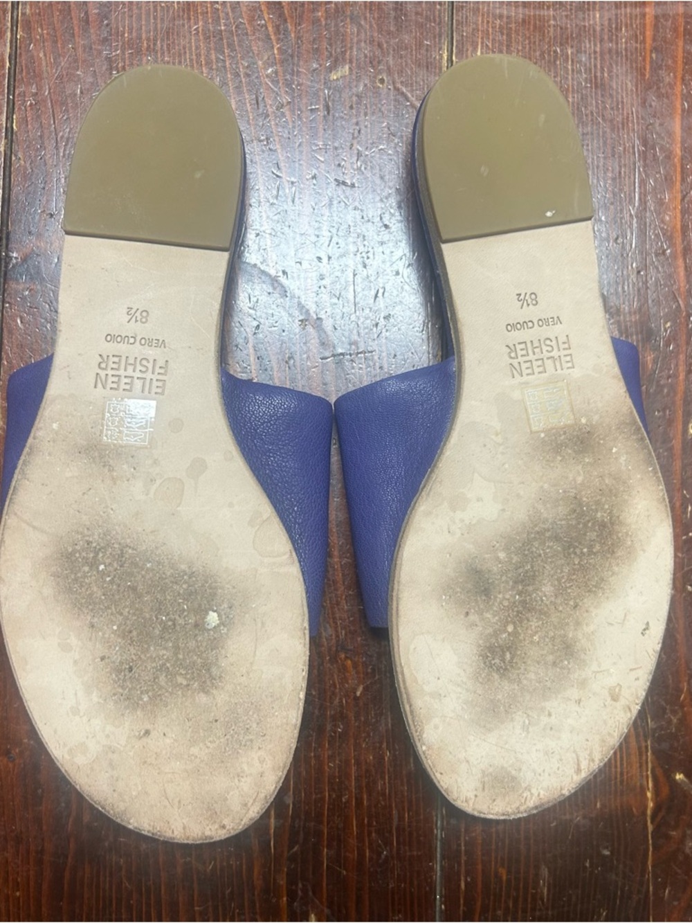 Eileen Fisher Navy Leather Toe-Loop Slide Sandals - Picture 4 of 5